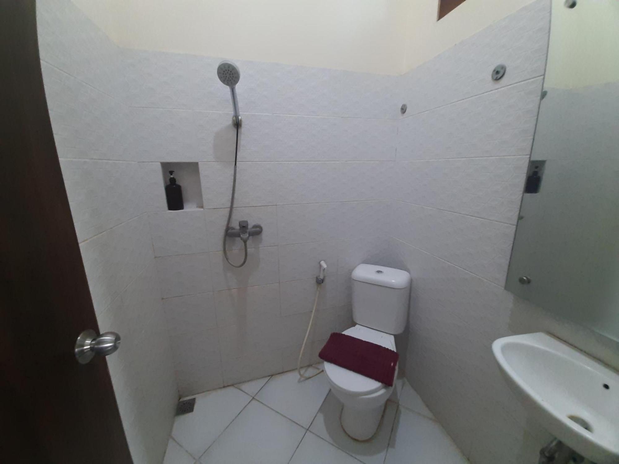 Urbanview Alfiya Hotel Lampung 반다르 람풍 외부 사진