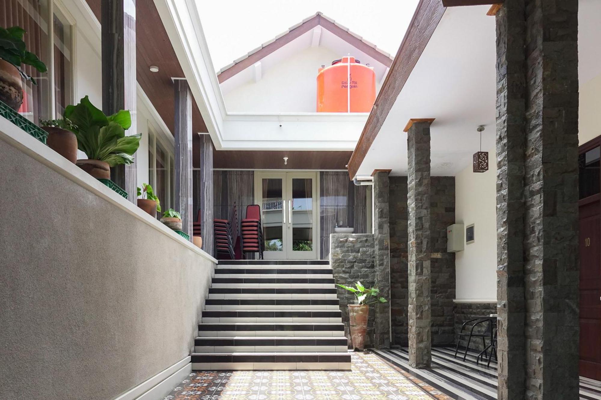 Urbanview Alfiya Hotel Lampung 반다르 람풍 외부 사진