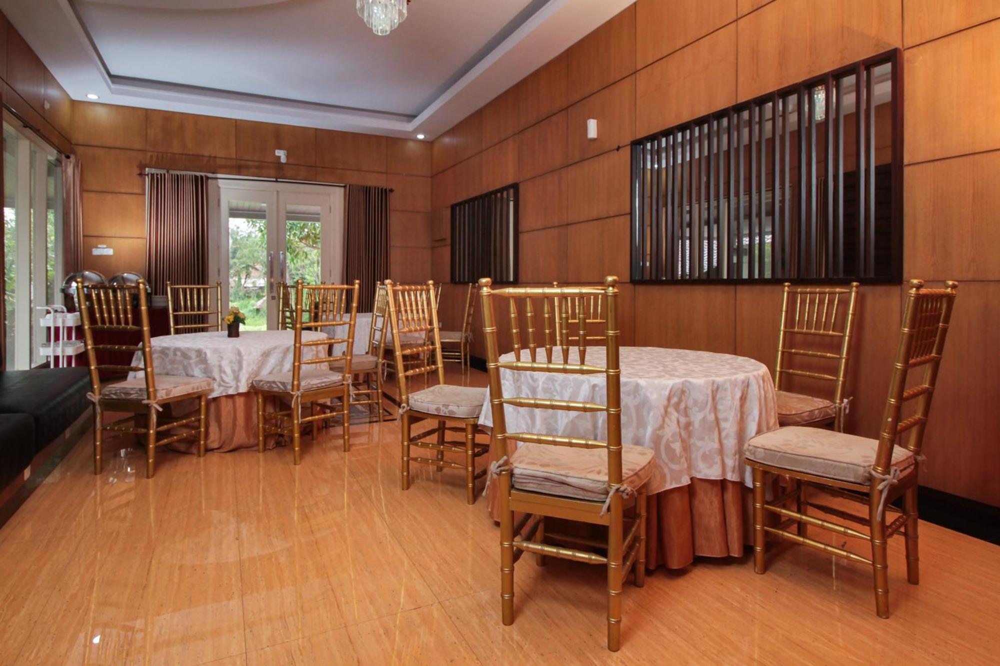 Urbanview Alfiya Hotel Lampung 반다르 람풍 외부 사진